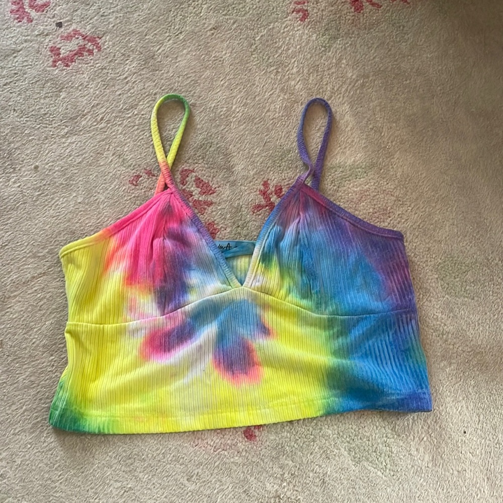LF V-neck cropped tie dye tank size M